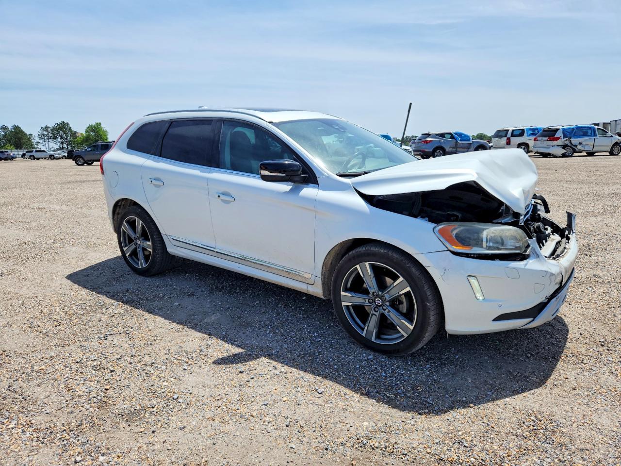 2017 VOLVO XC60 Dynamic