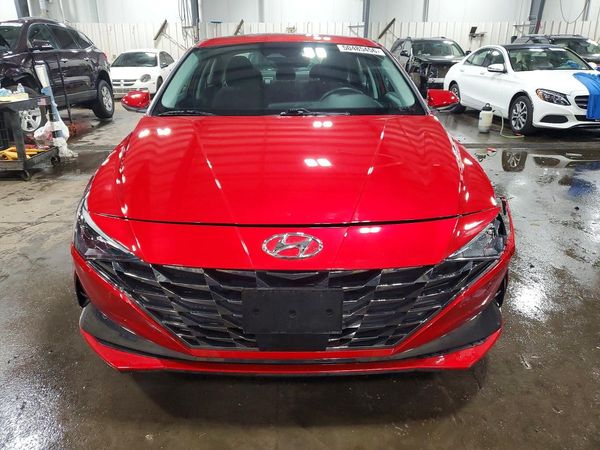 2022 HYUNDAI ELANTRA SEL w/Premium Pkg