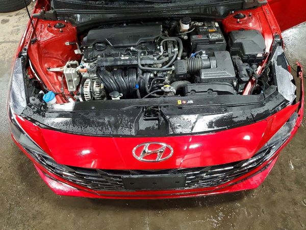 2022 HYUNDAI ELANTRA SEL w/Premium Pkg
