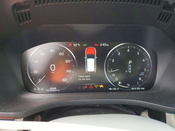 2020 VOLVO XC60