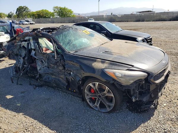 2018 KIA STINGER