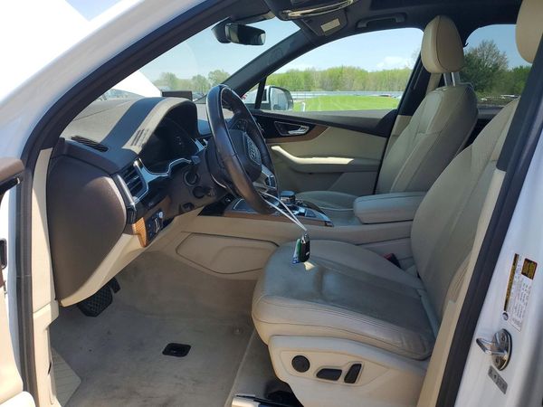 2017 AUDI Q7 quattro Prestige