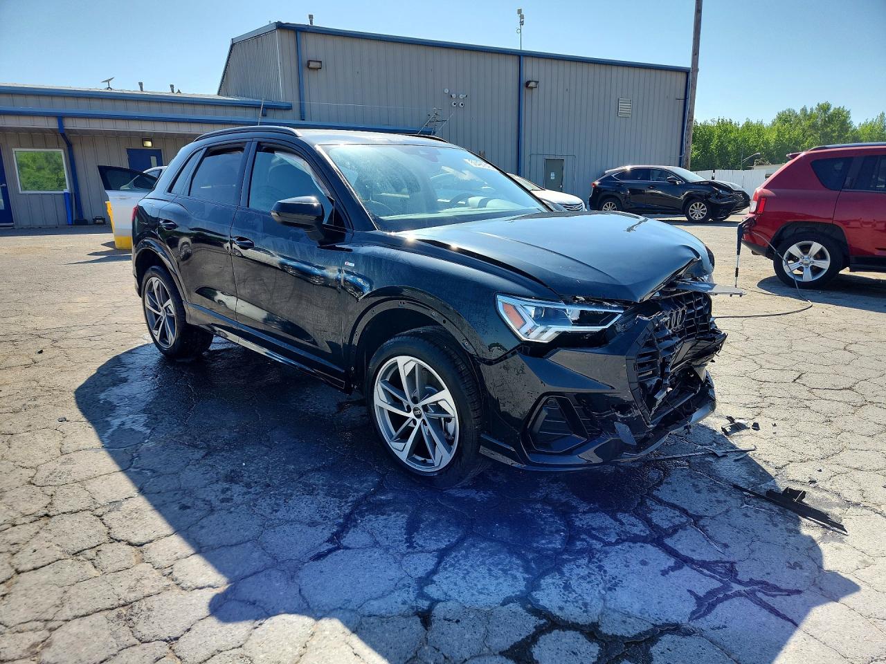 2025 AUDI Q3 S Line quattro Premium