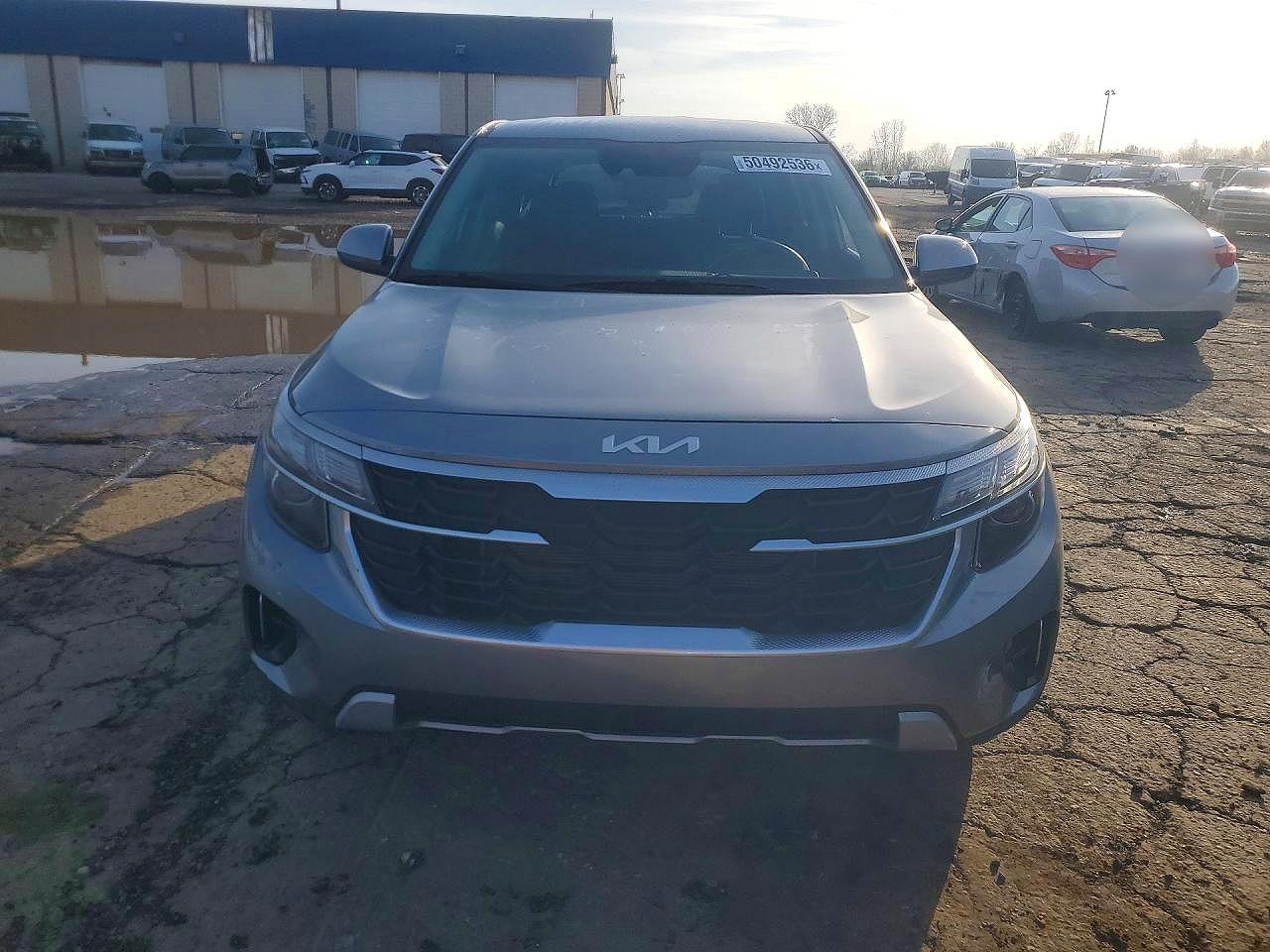 2024 KIA SELTOS LX