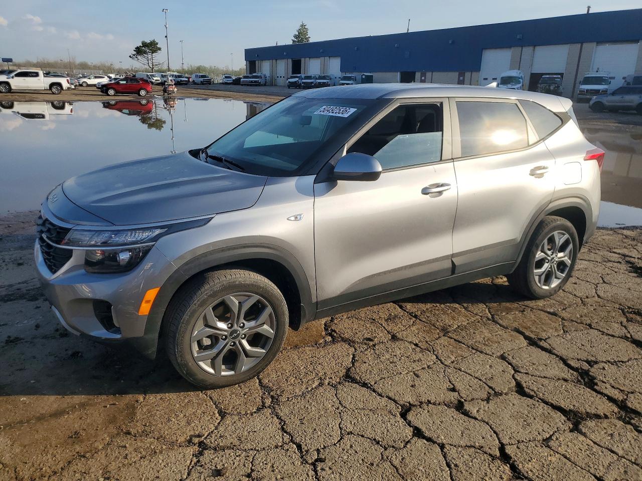 2024 KIA SELTOS LX