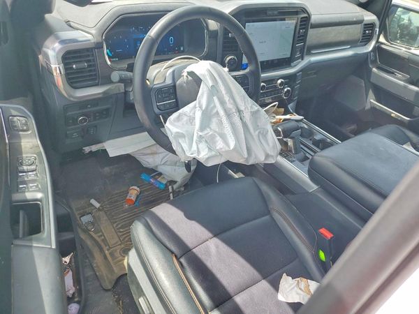 2025 FORD F150 Lariat
