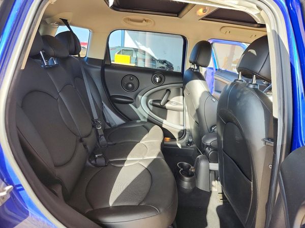 2015 MINI COOPER