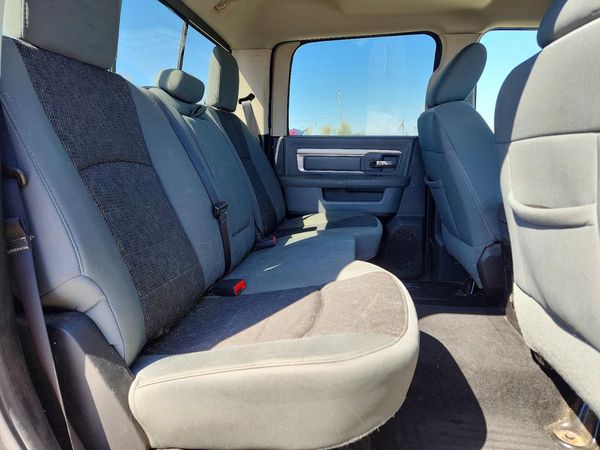 2013 RAM 1500 SLT CREW CAB 4X4