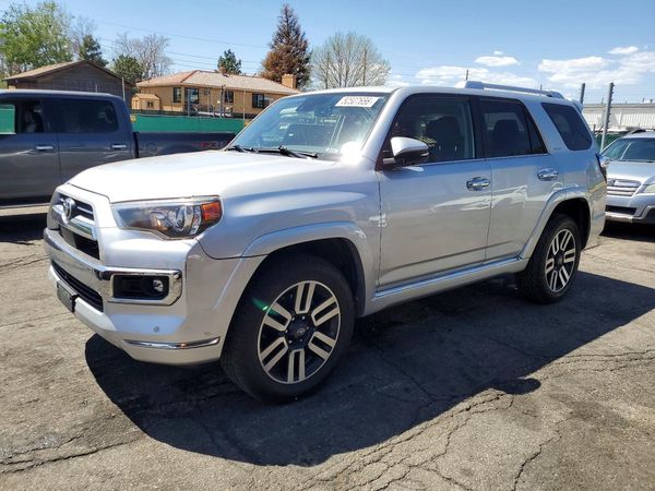 2022 TOYOTA 4RUNNER