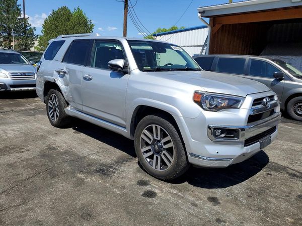 2022 TOYOTA 4RUNNER