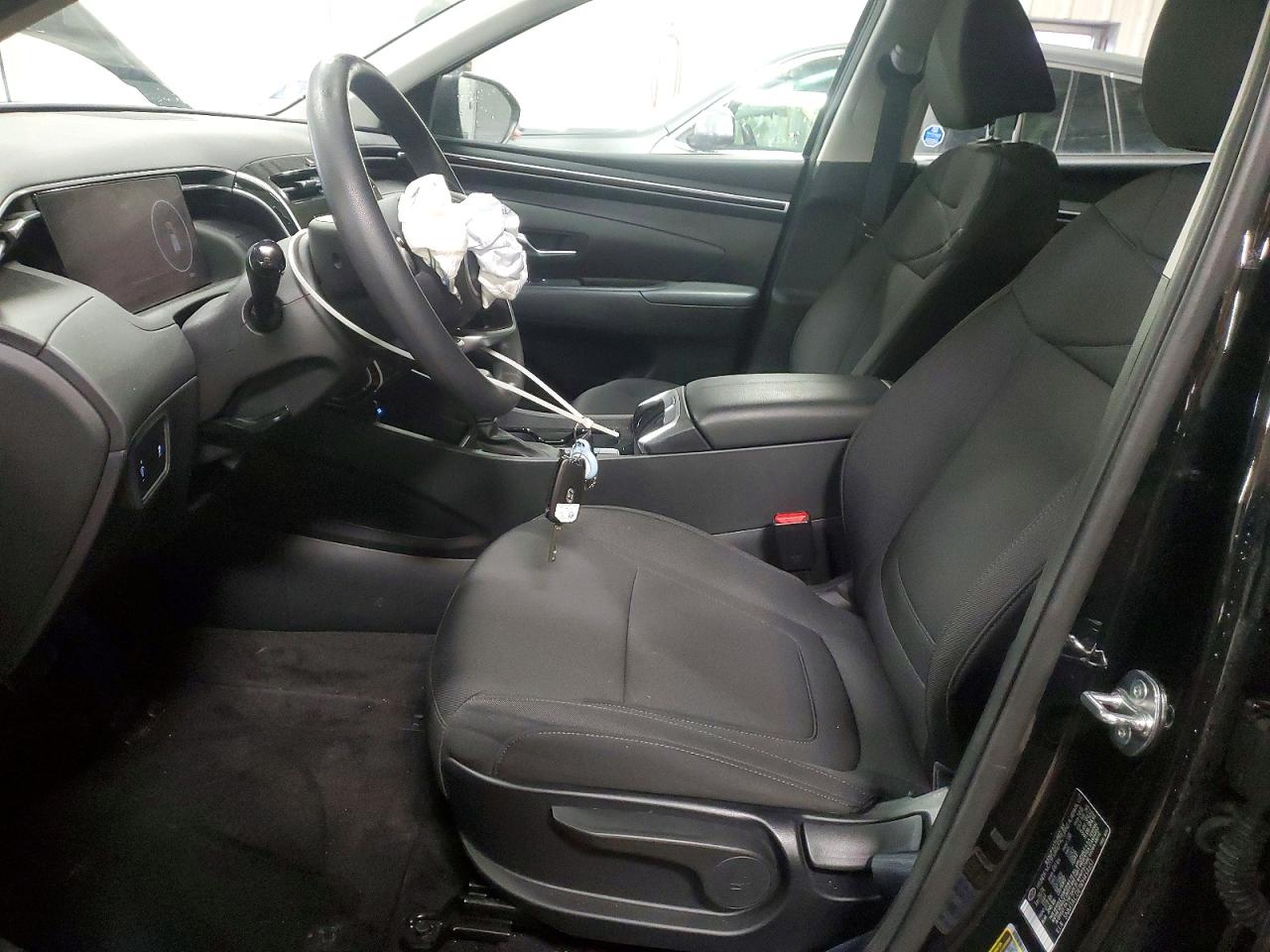2024 HYUNDAI TUCSON SE