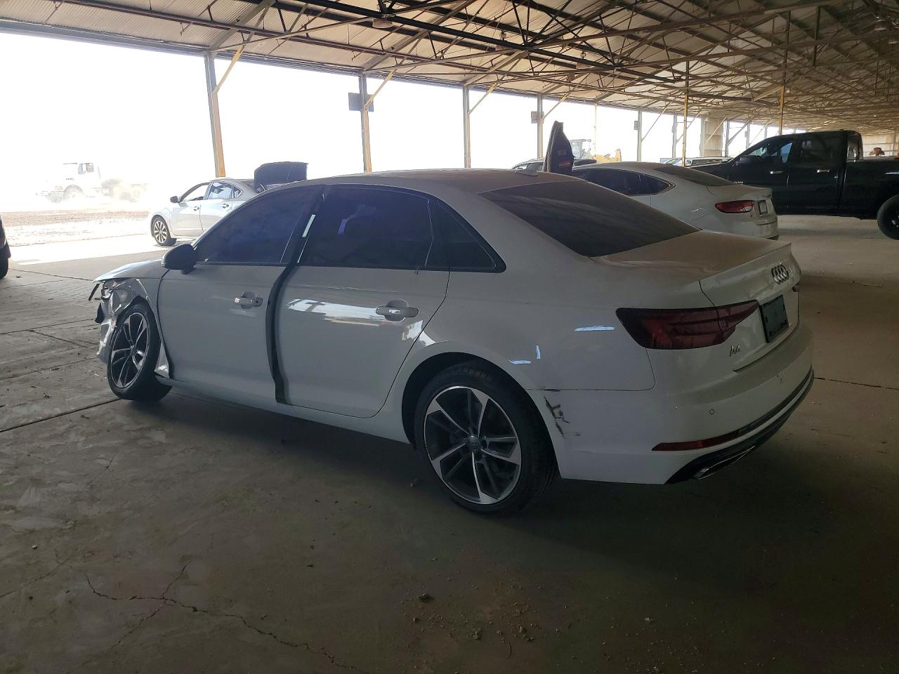2019 AUDI A4 Premium, Titanium