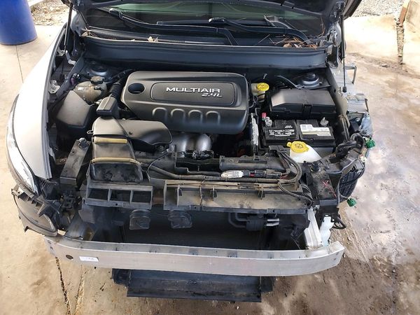 2015 JEEP GRAND CHER Sport — Engine bay
