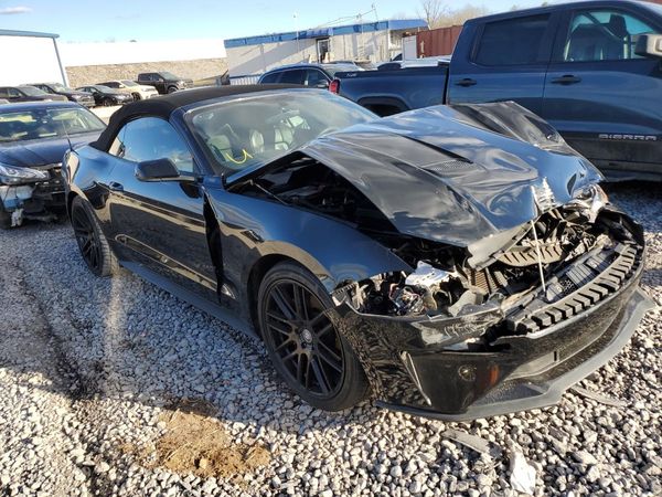 2018 FORD MUSTANG I4 Convertible — Passenger 3/4