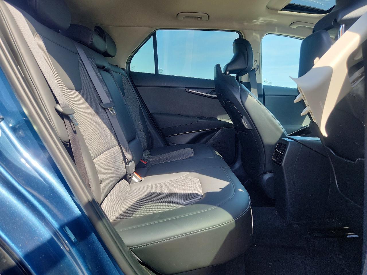 2023 KIA NIRO EX