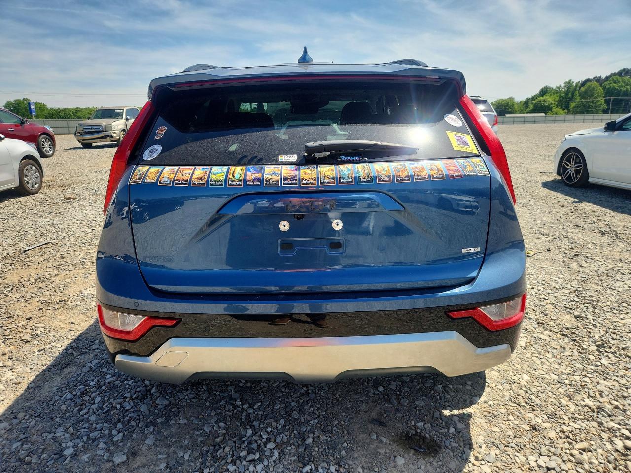 2023 KIA NIRO EX