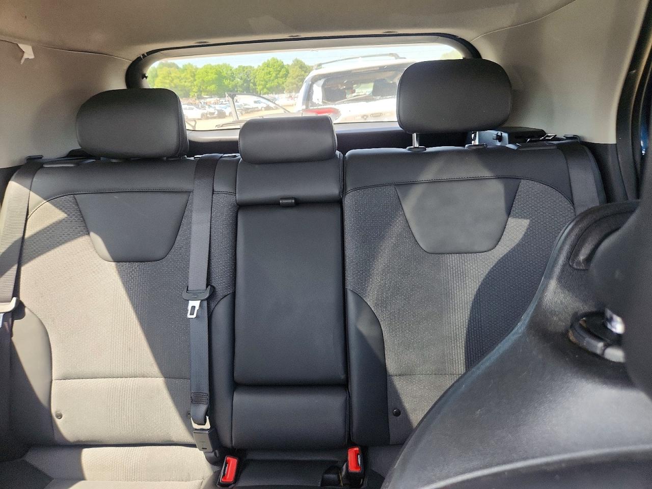 2023 KIA NIRO EX