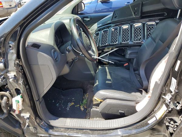 2015 JEEP COMPASS Latitude — DENT