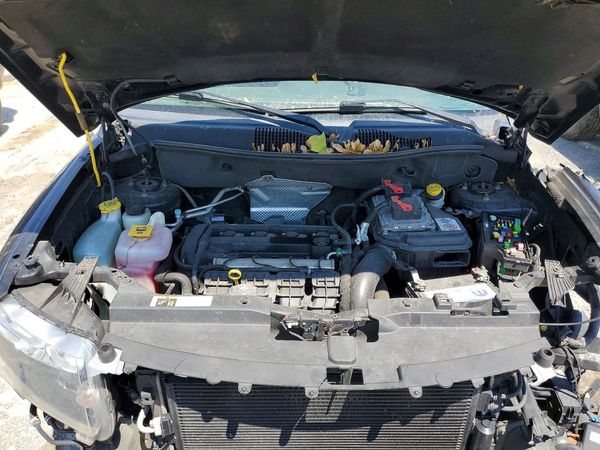 2015 JEEP COMPASS Latitude — Engine bay
