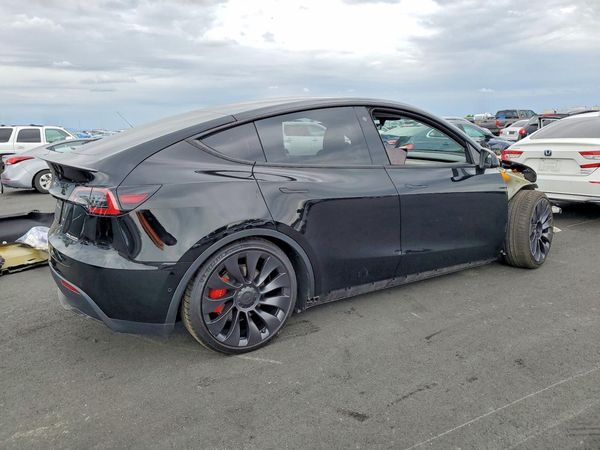 2022 TESLA MODEL Y
