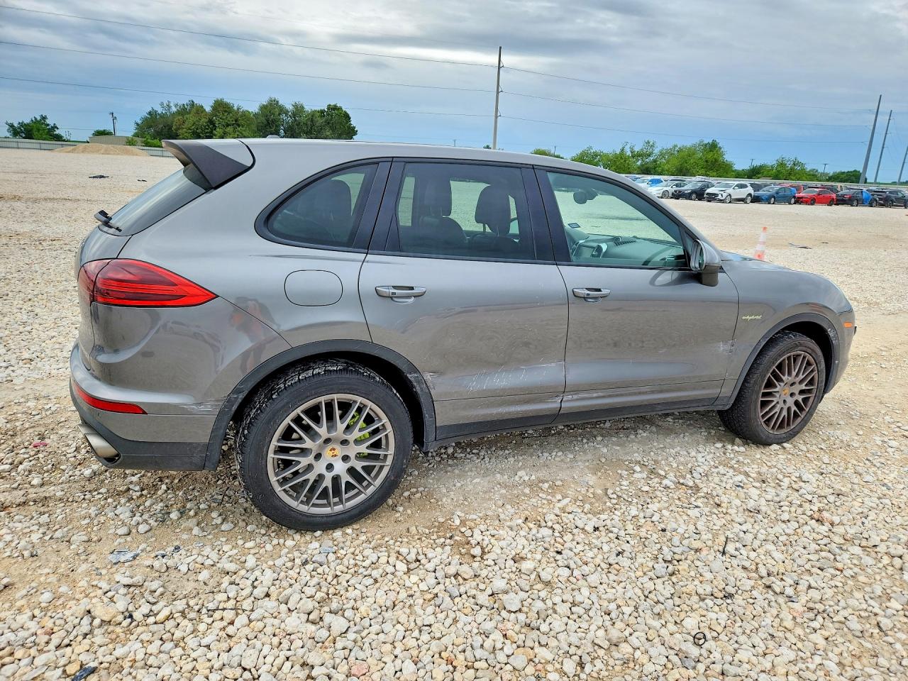 2016 PORSCHE CAYENNE E-Hybrid