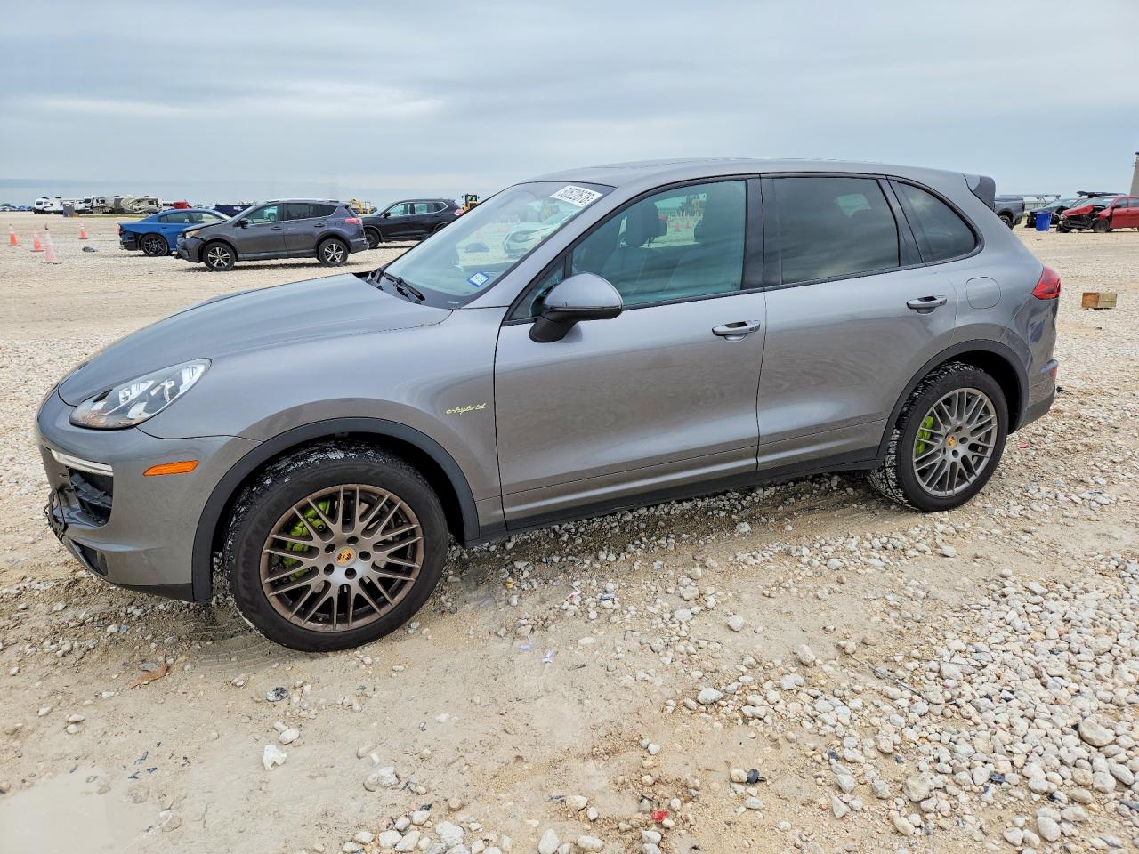 2016 PORSCHE CAYENNE E-Hybrid