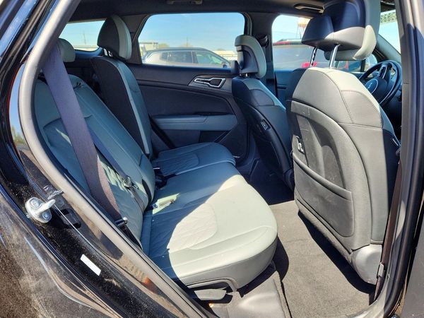 2025 KIA SPORTAGE X-LINE