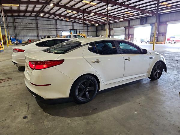 2015 KIA OPTIMA GL - Middle-low