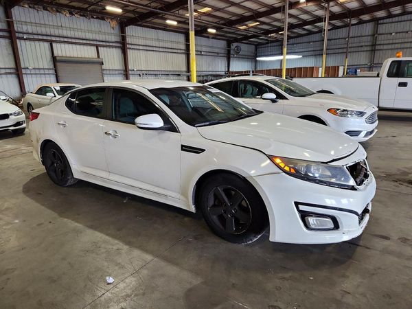2015 KIA OPTIMA GL - Middle-low