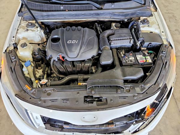 2015 KIA OPTIMA GL - Middle-low