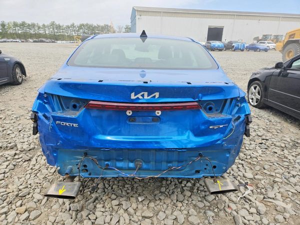 2024 KIA FORTE