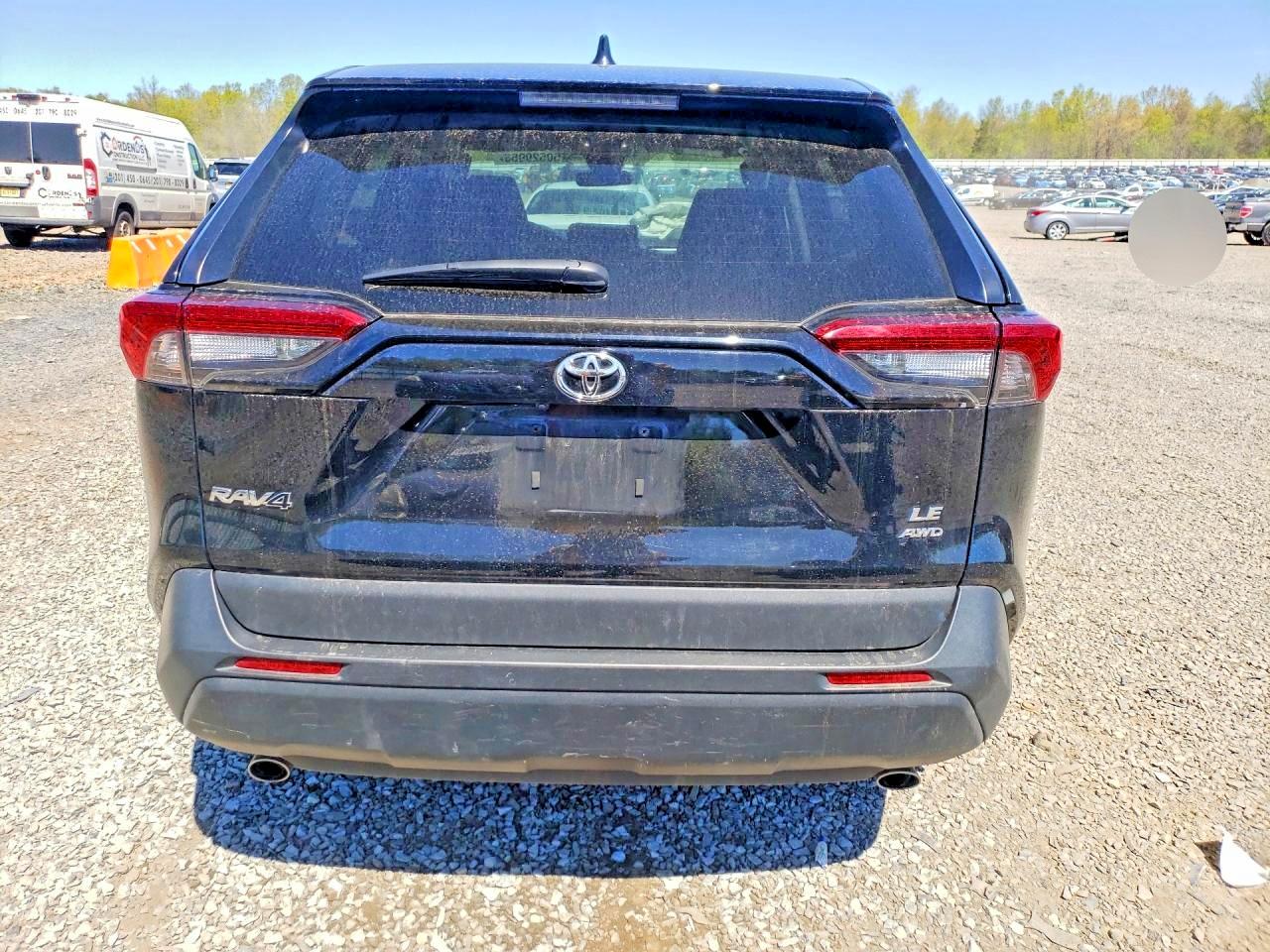 2024 TOYOTA RAV4 LE