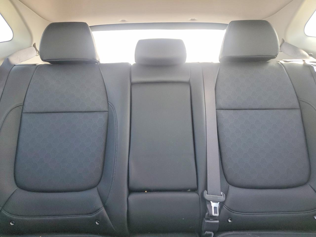 2023 KIA SELTOS EX