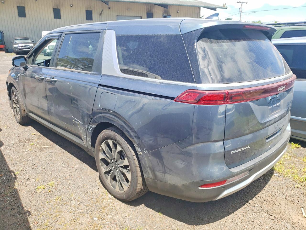 2024 KIA CARNIVAL EX