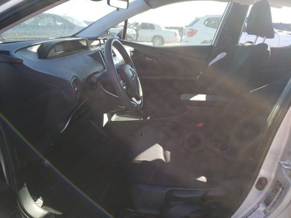 2019 TOYOTA PRIUS