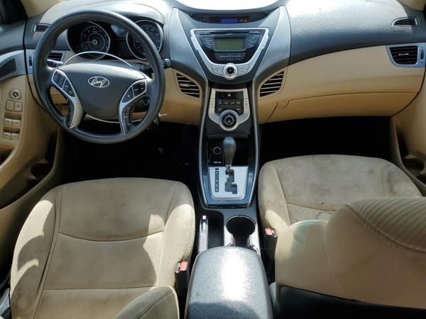 2012 HYUNDAI ELANTRA GLS(Middle grade)