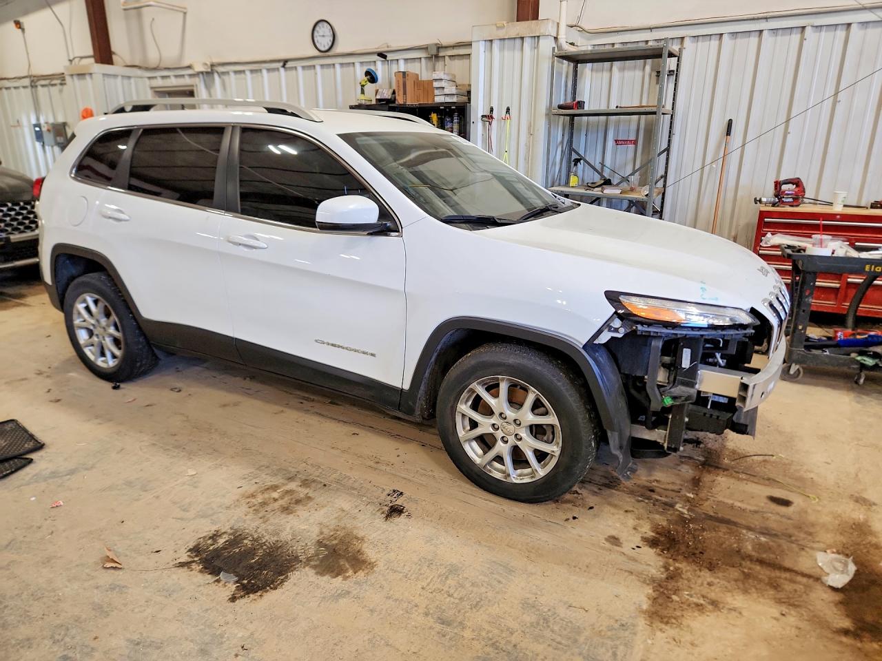 2017 JEEP CHEROKEE LATITUDE FWD