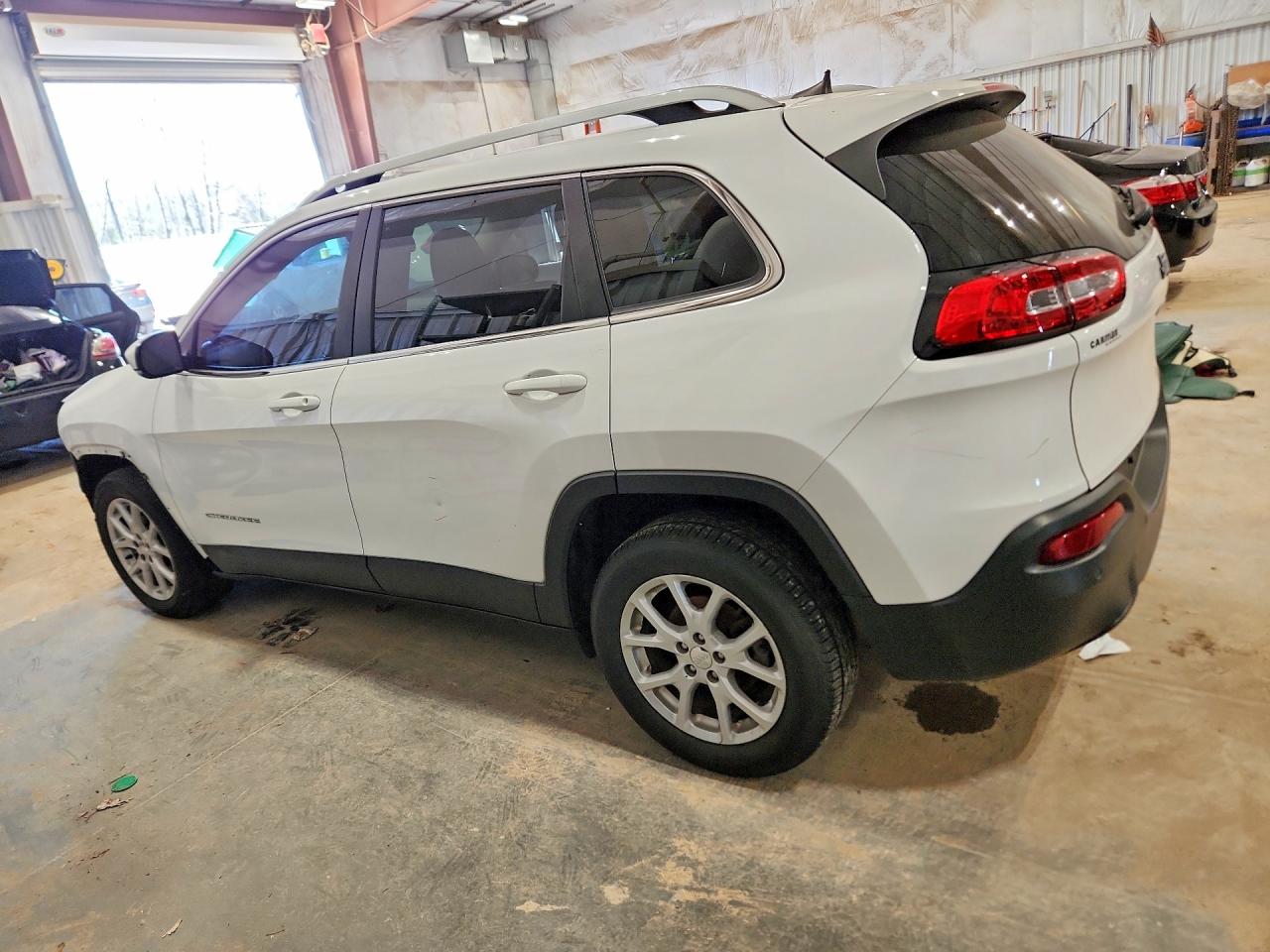 2017 JEEP CHEROKEE LATITUDE FWD