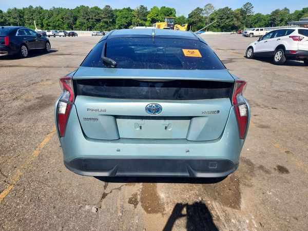 2017 TOYOTA PRIUS