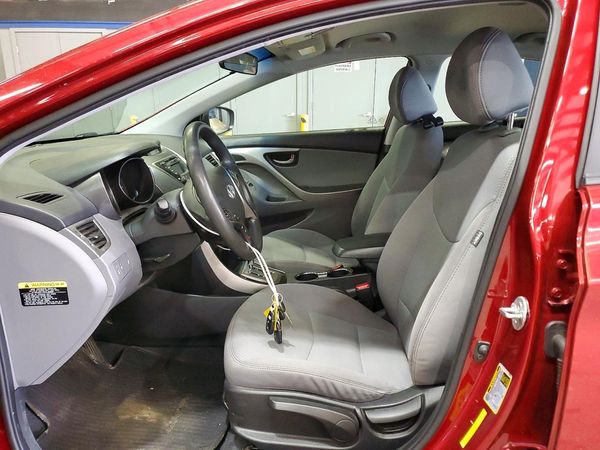 2013 HYUNDAI ELANTRA
