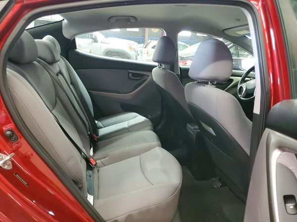 2013 HYUNDAI ELANTRA