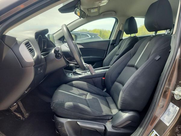 2018 MAZDA 3 Sport