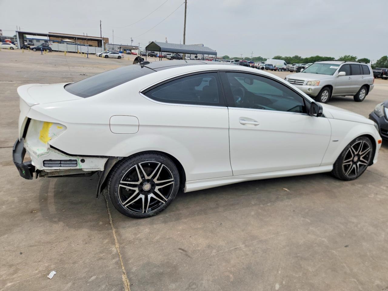 2014 MERCEDES-BENZ C C250