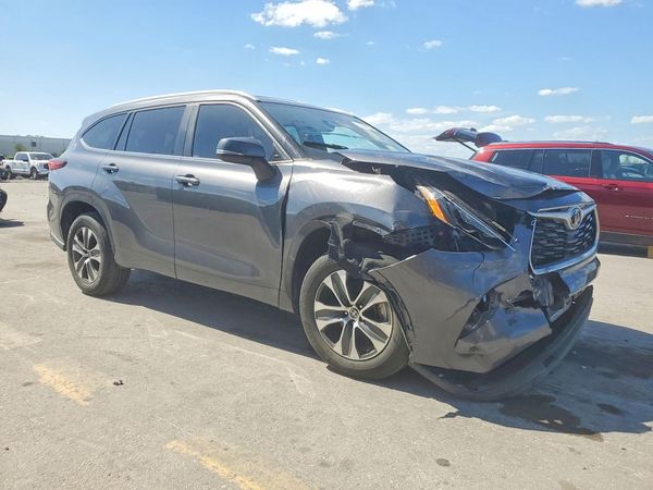 2023 TOYOTA HIGHLANDER