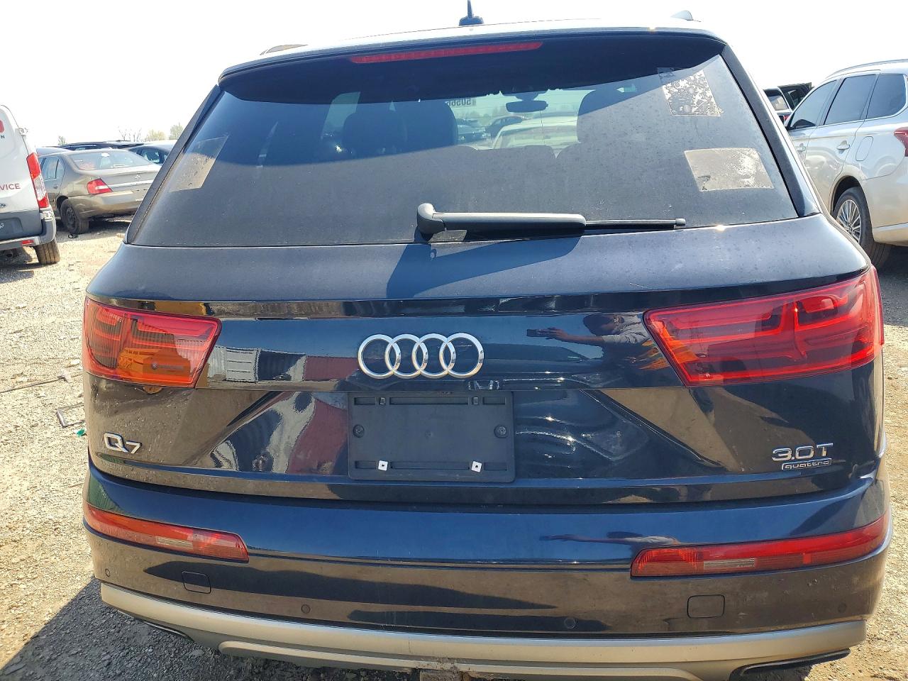 2017 AUDI Q7 quattro Prestige
