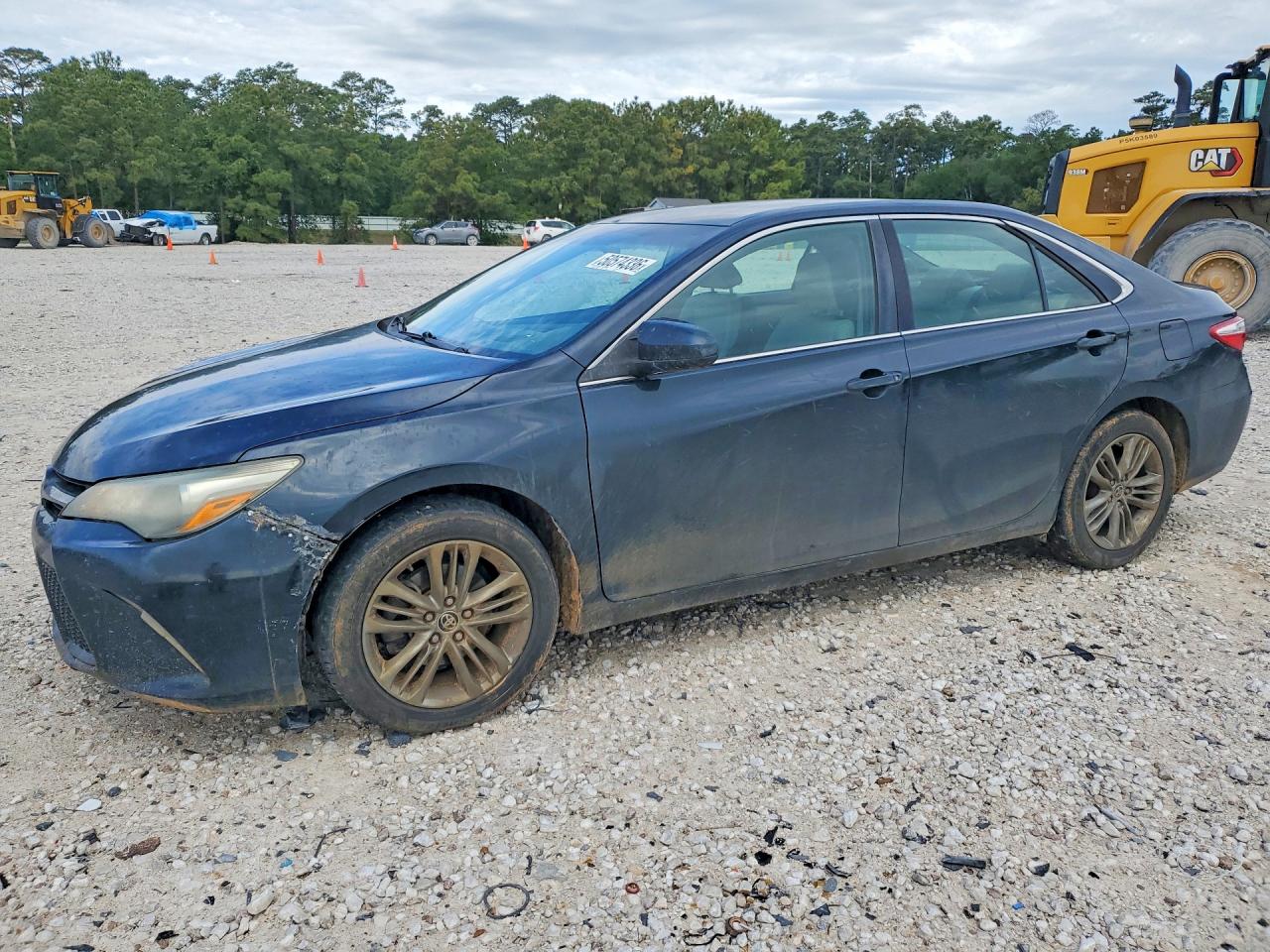 2015 TOYOTA CAMRY