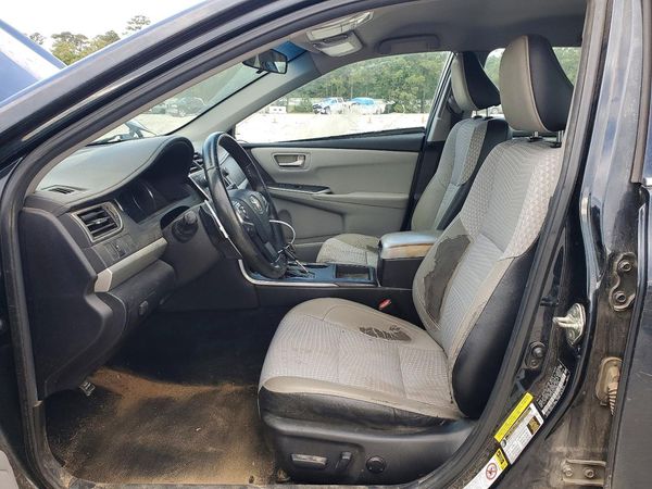 2015 TOYOTA CAMRY