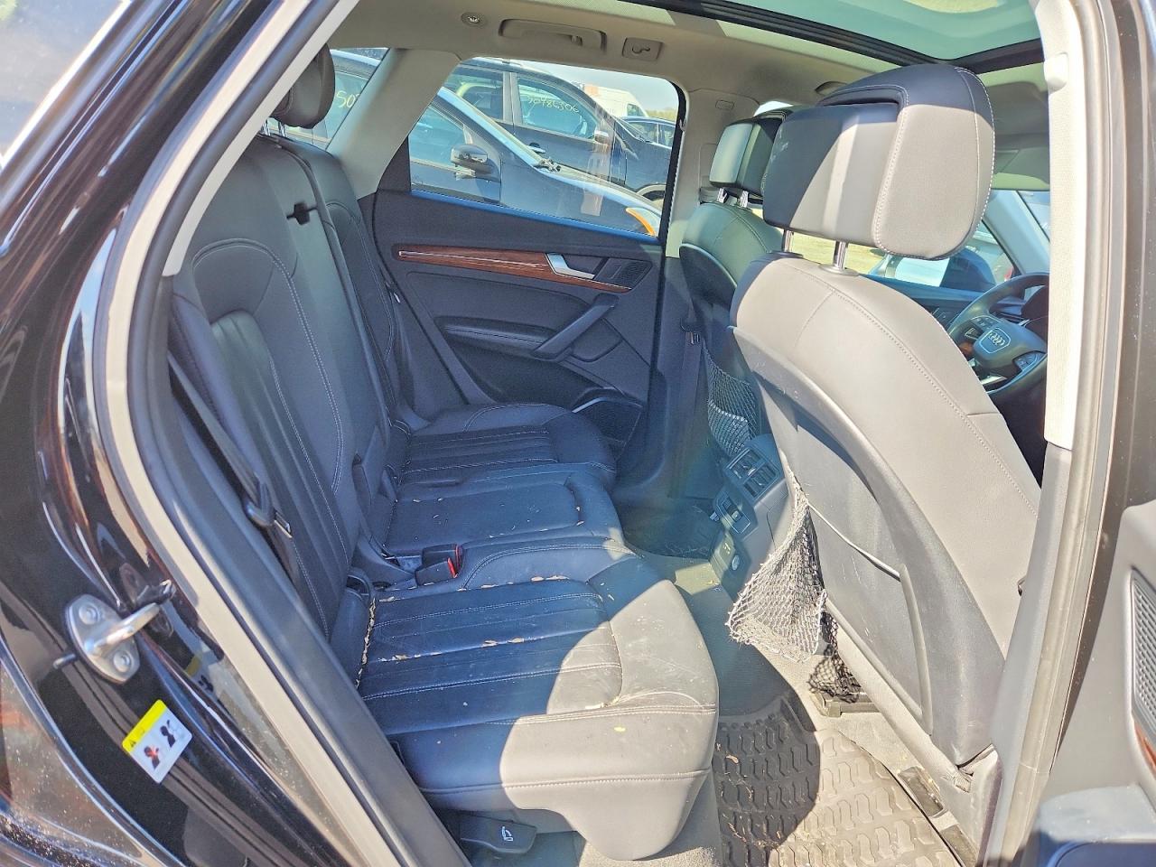 2021 AUDI Q5 quattro Premium Plus