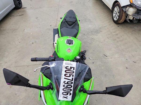2025 KAWASAKI EX500