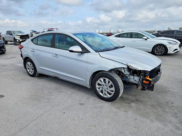 2017 HYUNDAI ELANTRA SE Base